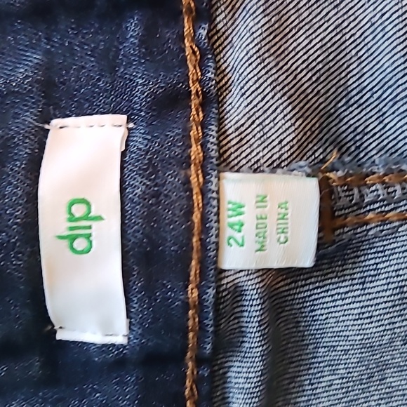 DIP BRAND WOMENS PLUS SIZE BLUE JEAN CUTOFF SHORTS SIZE 24W - Picture 5 of 16